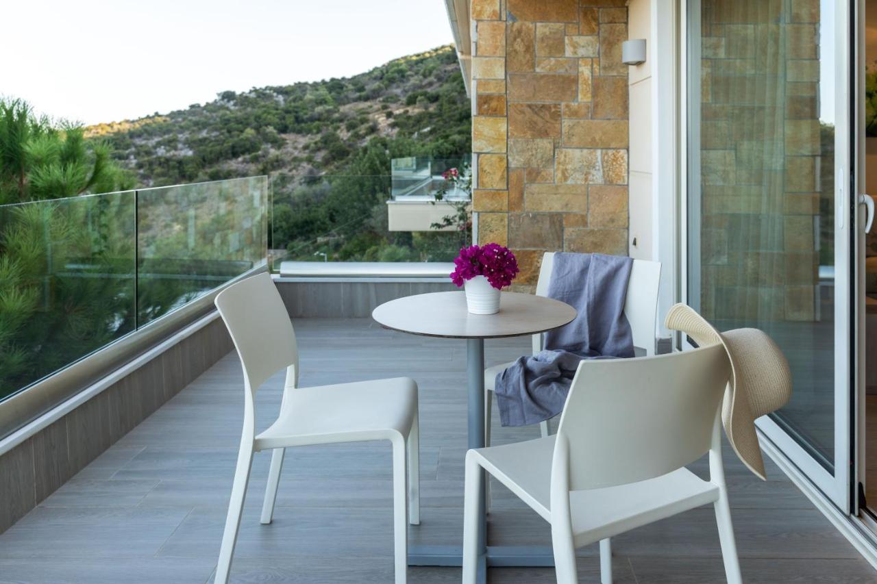 Princess Kyniska Suites Plitra Exterior photo